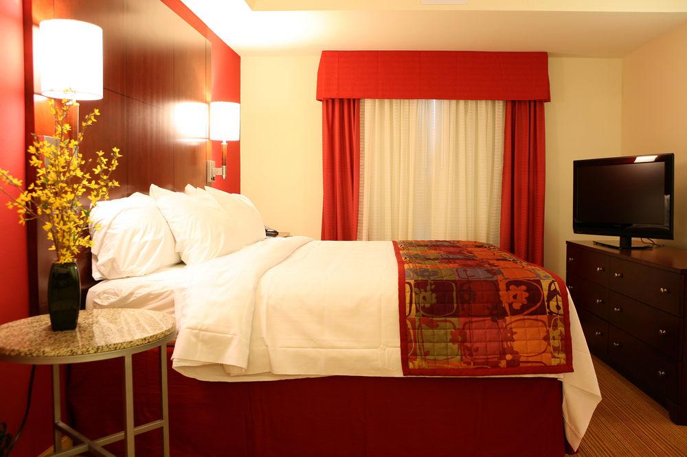 By Marriott Downtown Uab Hotel Birmingham