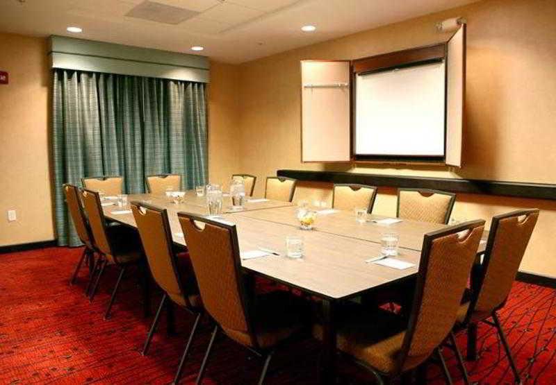 Hotel By Marriott Downtown Uab