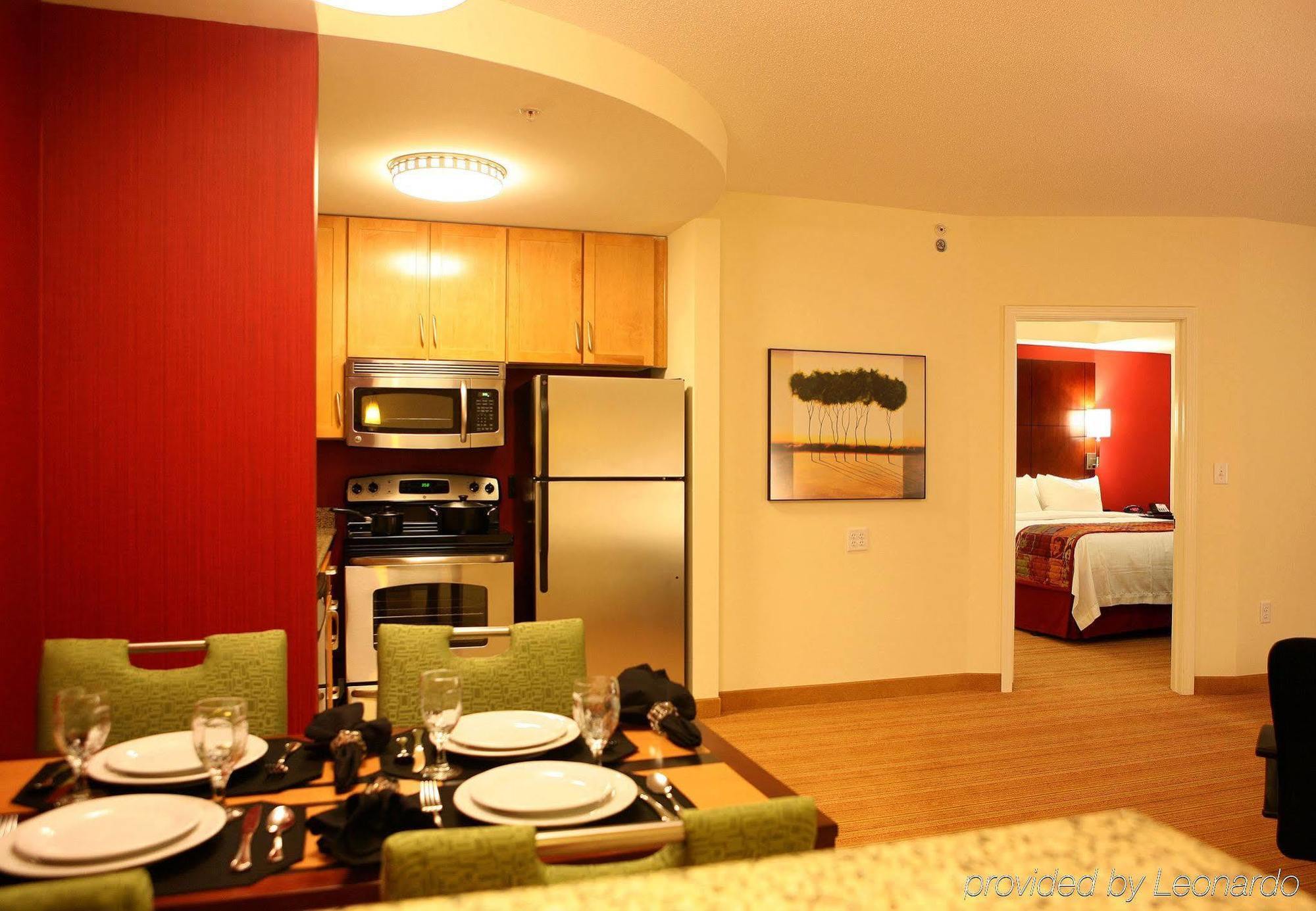 By Marriott Downtown Uab 3*